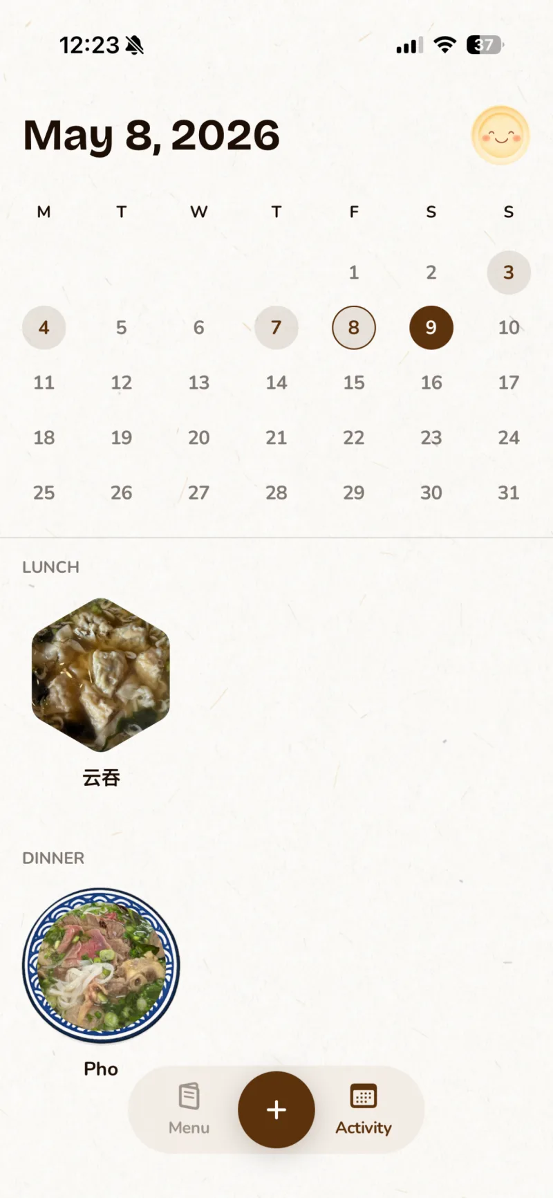 Calendar view — lunch and dinner for each day